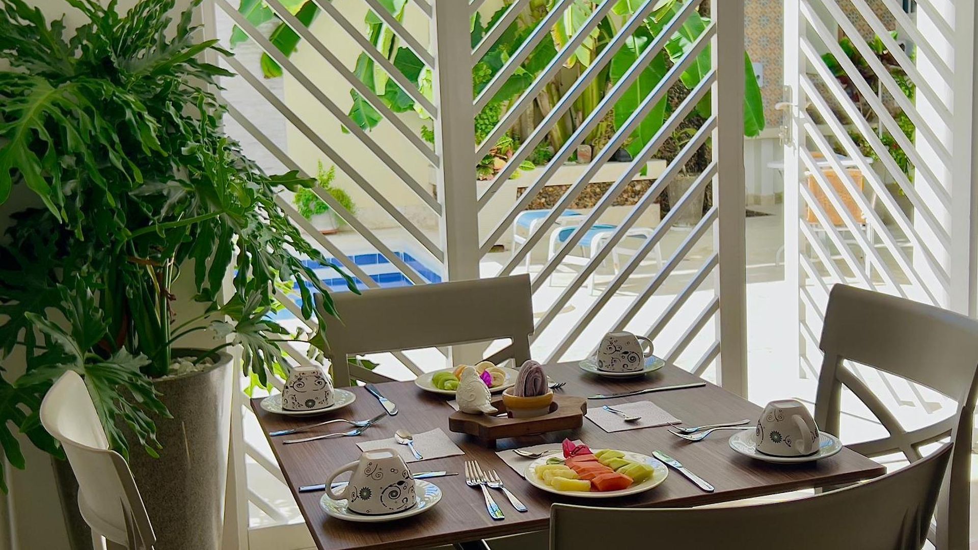 Charme 64 Boutique Hotel 4*