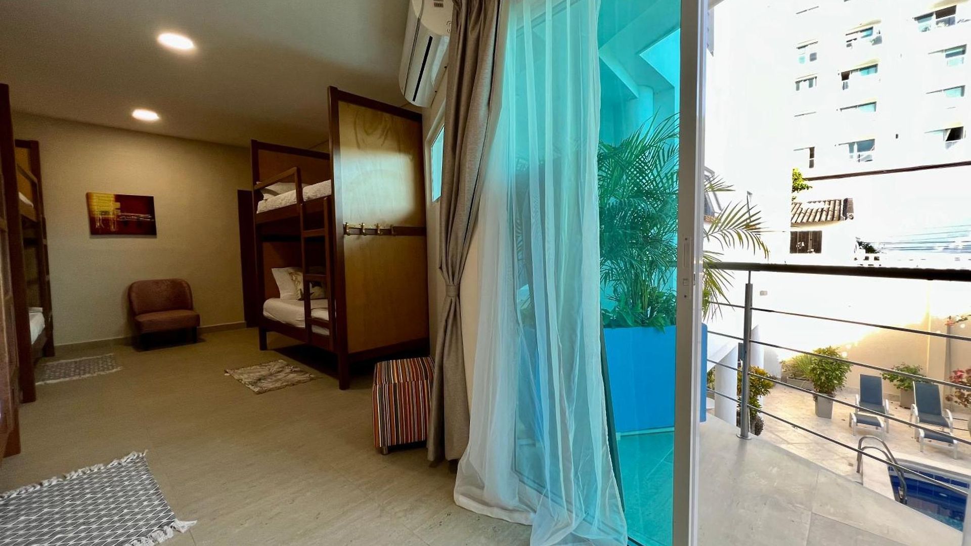 Hotel Charme 64 Boutique 4*
