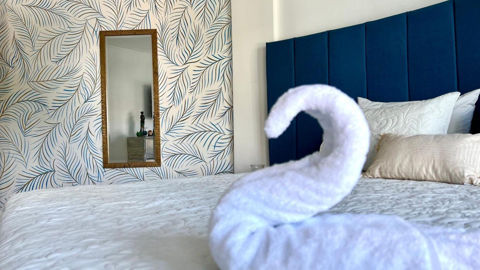 Charme 64 Boutique 4*