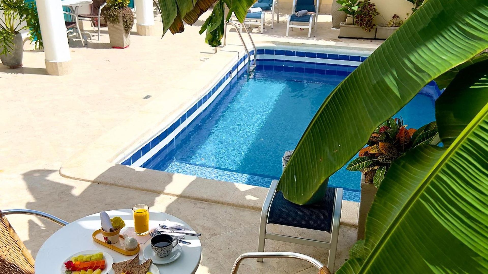 Charme 64 Boutique 4*