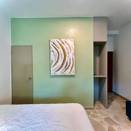 Charme 64 Boutique Hotel 4*